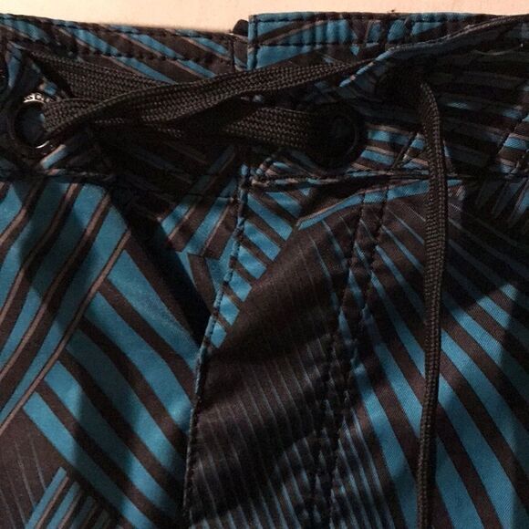 size 38  - Picture 3 of 9